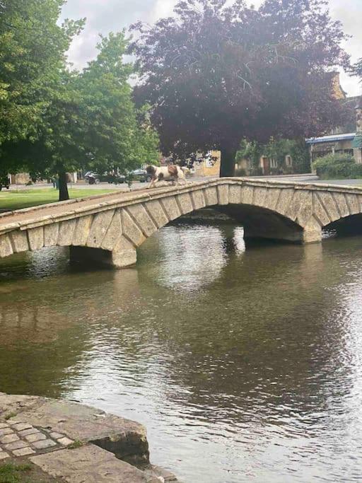 Beautiful Cotswold Couples Retreat Villa Bourton-on-the-Water Bagian luar foto
