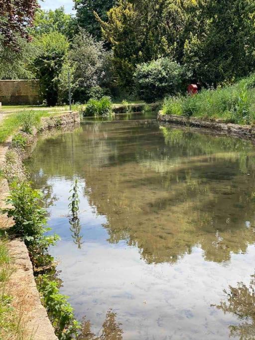 Beautiful Cotswold Couples Retreat Villa Bourton-on-the-Water Bagian luar foto
