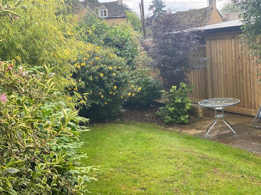 Beautiful Cotswold Couples Retreat Villa Bourton-on-the-Water Bagian luar foto